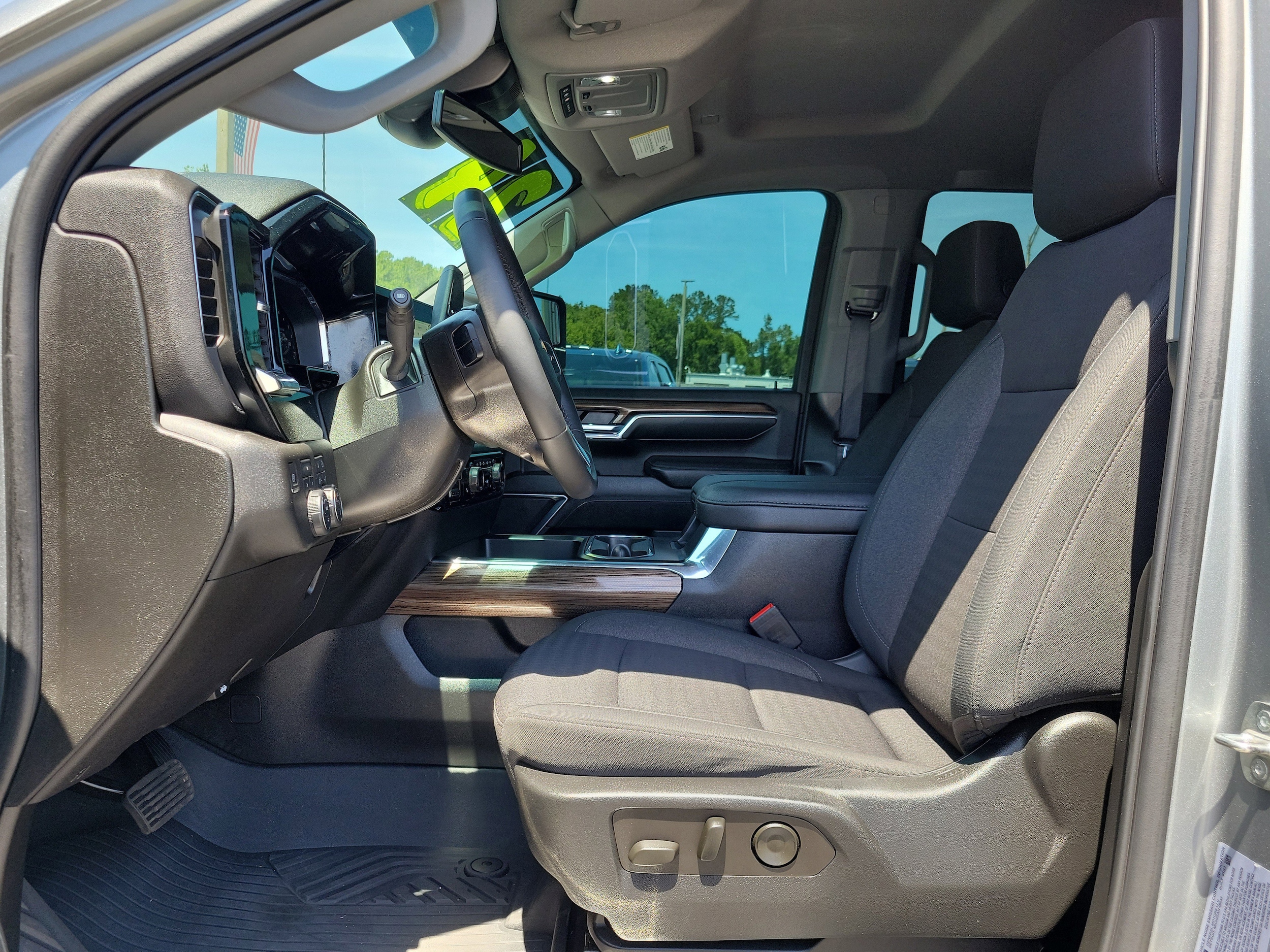 2024 Chevrolet Silverado 2500HD LT - Photo 23