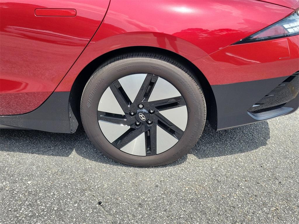 New 2024 Hyundai IONIQ 6 SE Sedan