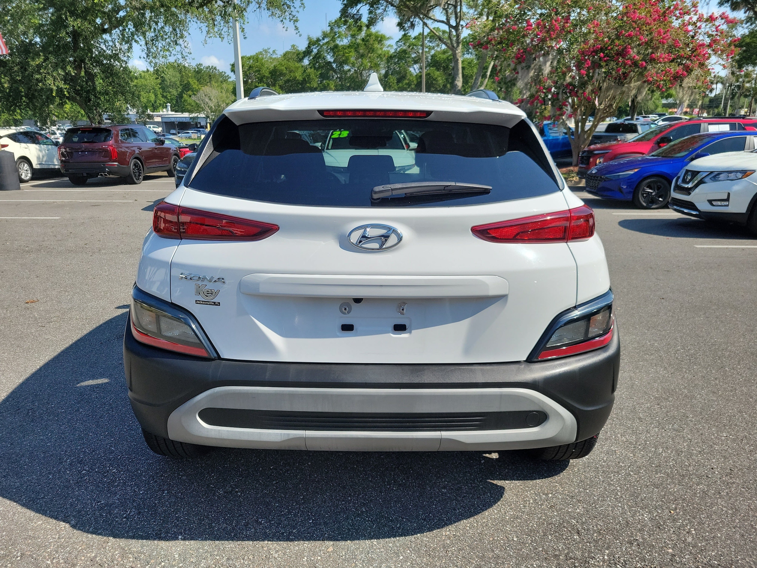 2023 Hyundai Kona SEL - Photo 8