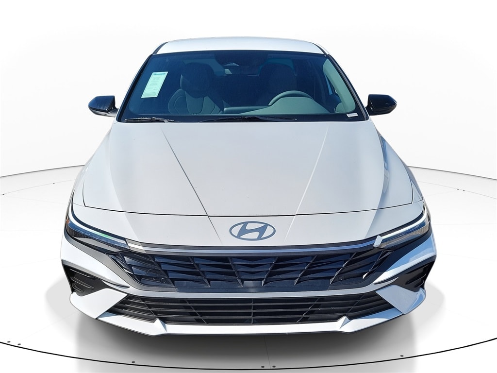 New 2025 Hyundai Elantra SEL Sport Sedan