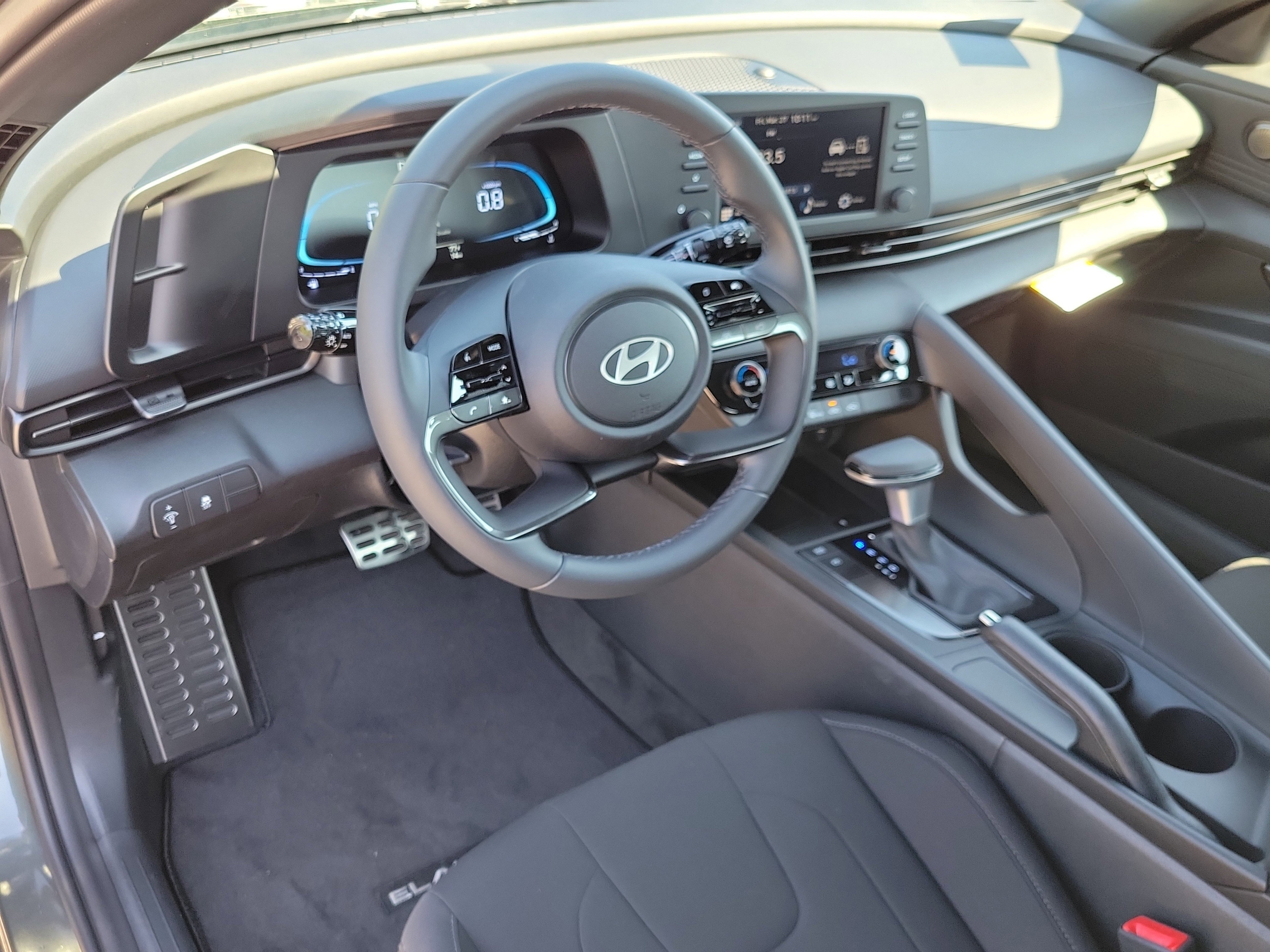 2026 Hyundai Elantra SEL Sport - Photo 18