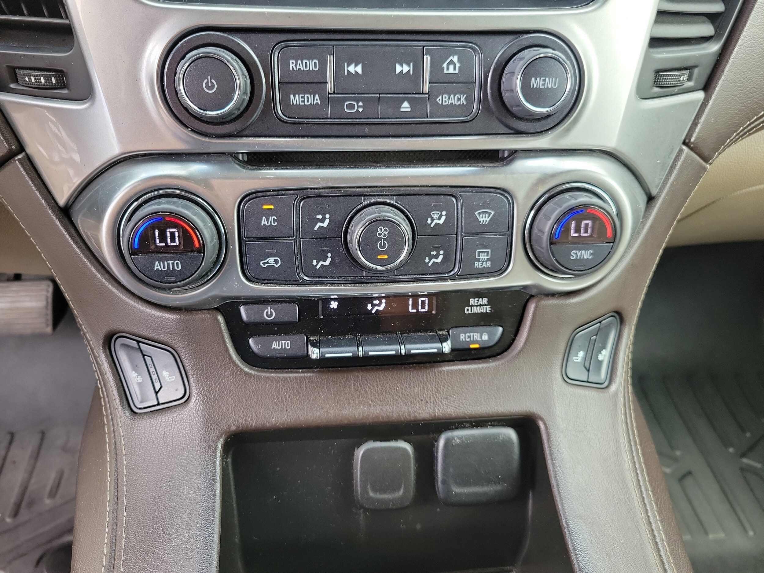 2019 Chevrolet Tahoe LT - Photo 37