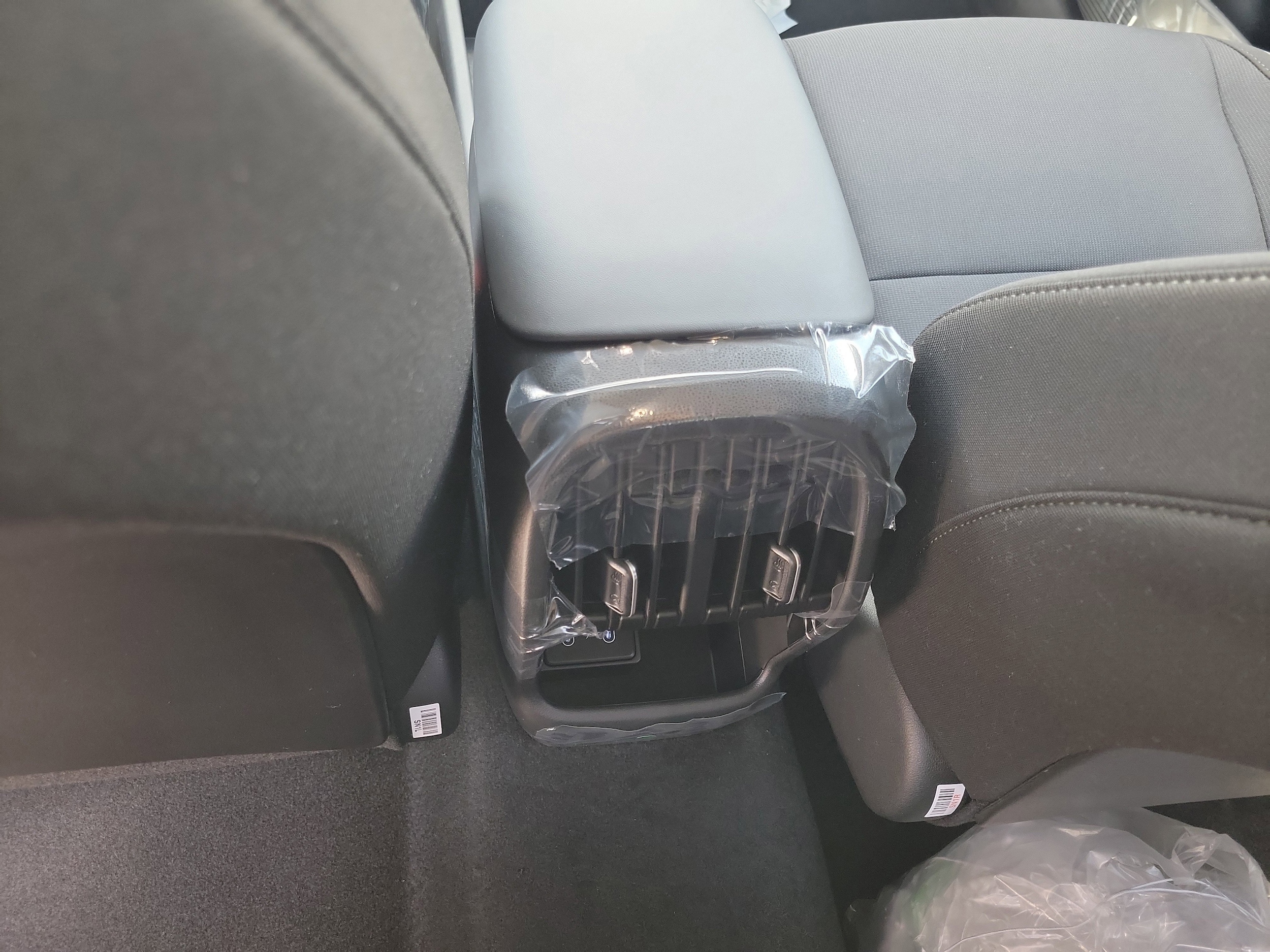 2025 Hyundai Kona SEL Convenience - Photo 30
