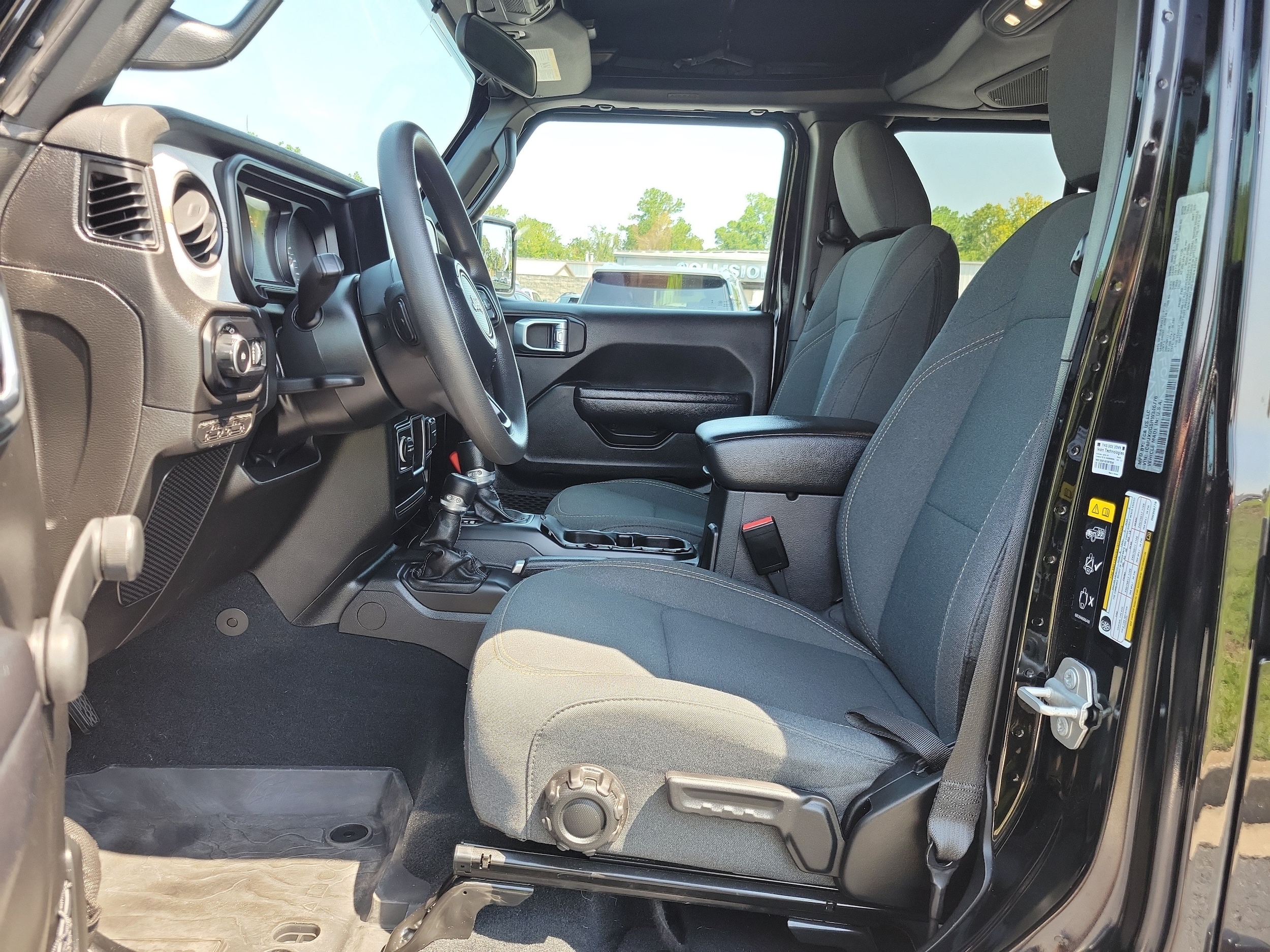 2024 Jeep Wrangler 4-Door Sport - Photo 20