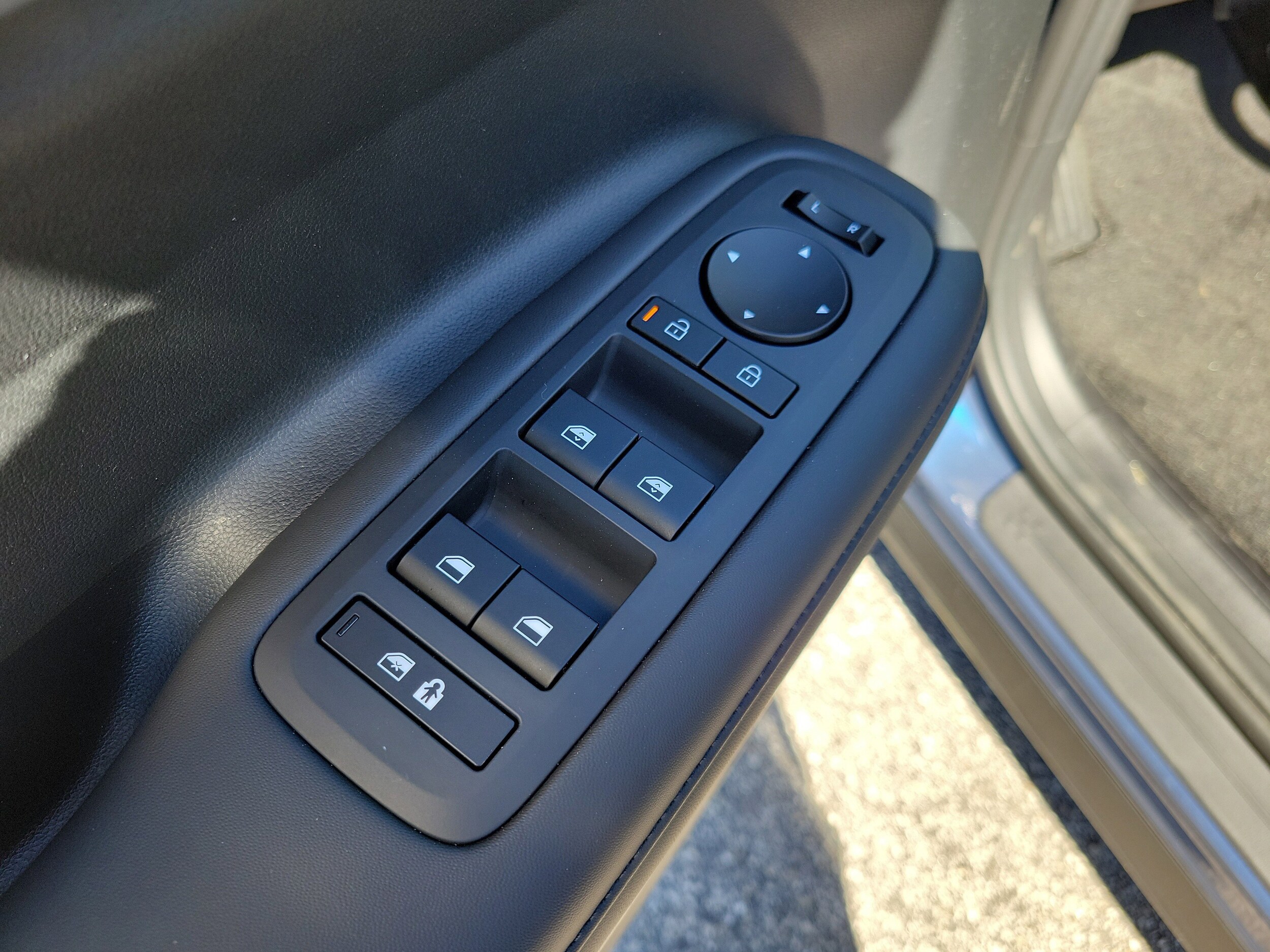2026 Hyundai Santa Fe SEL - Photo 15