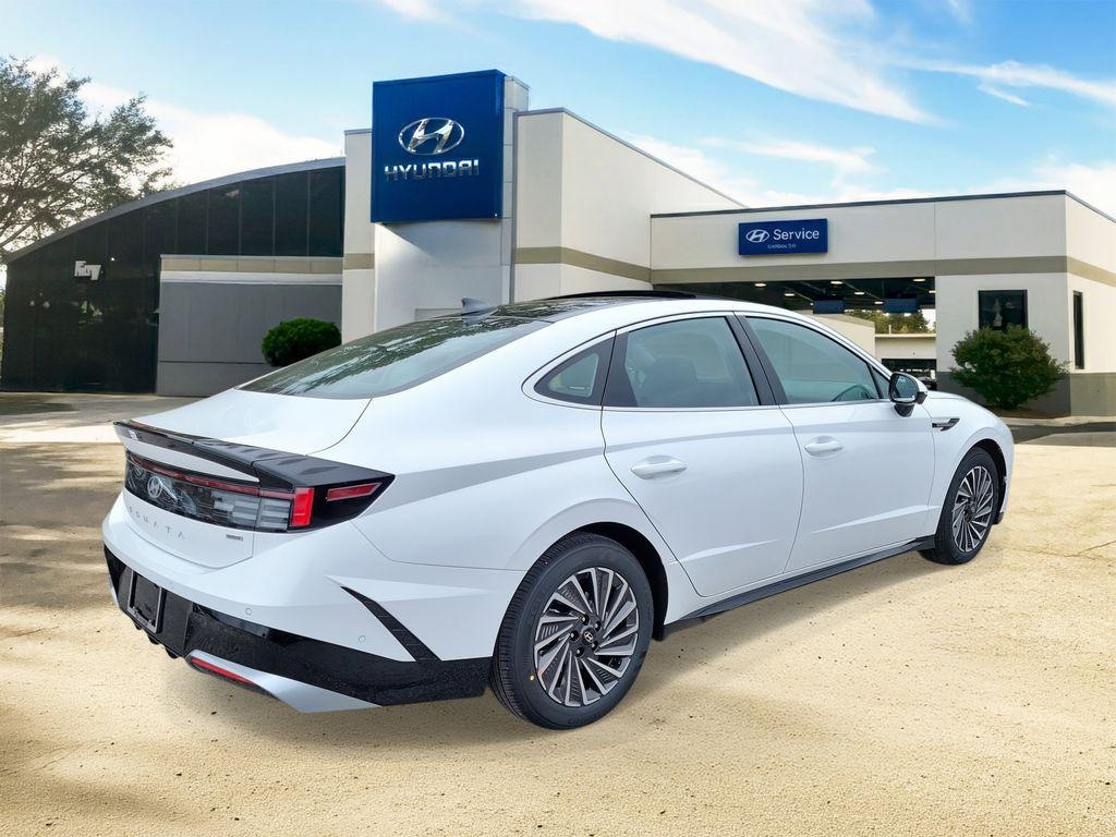 New 2026 Hyundai Sonata Hybrid Limited Sedan