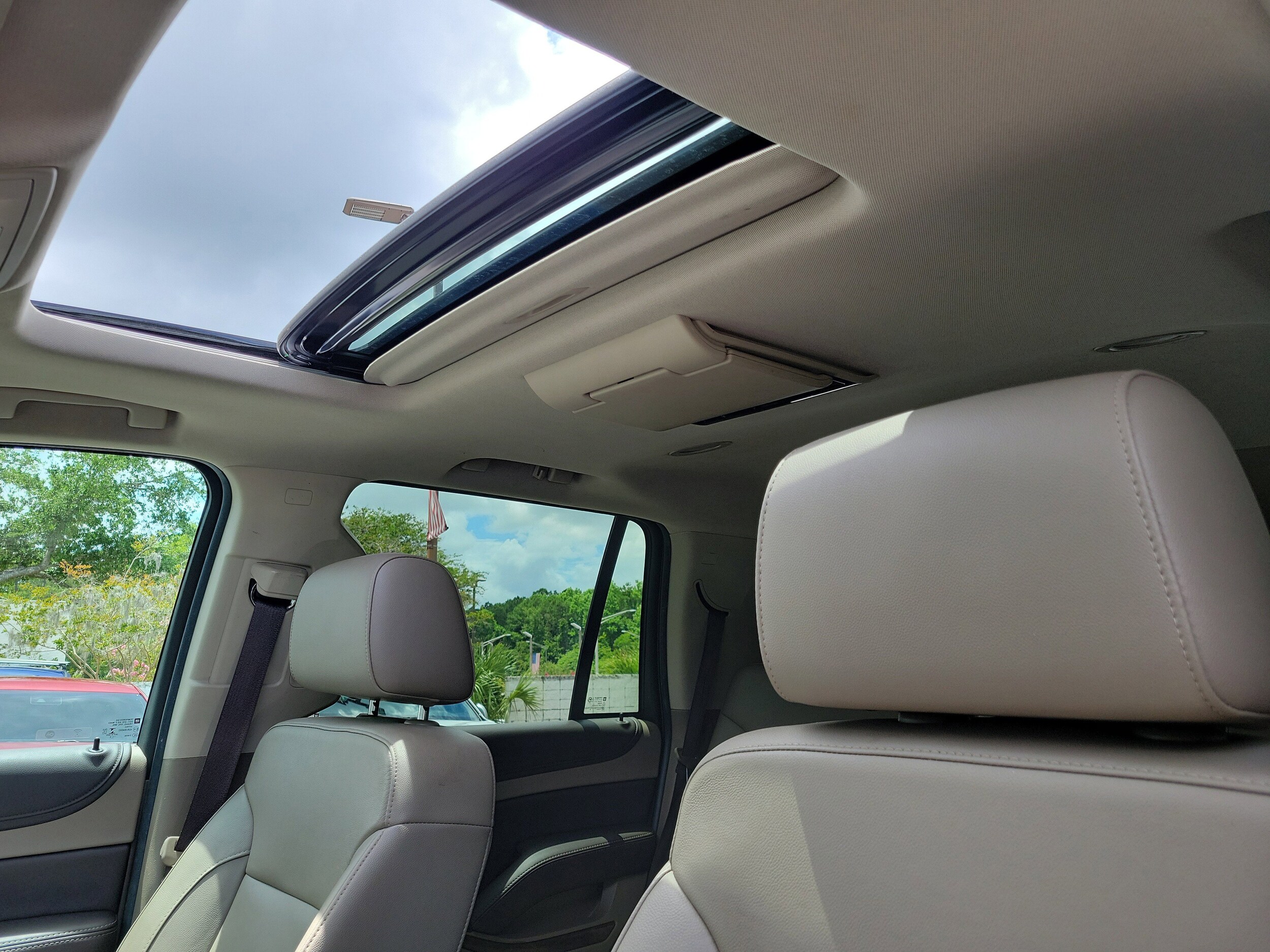 2019 Chevrolet Tahoe LT - Photo 25