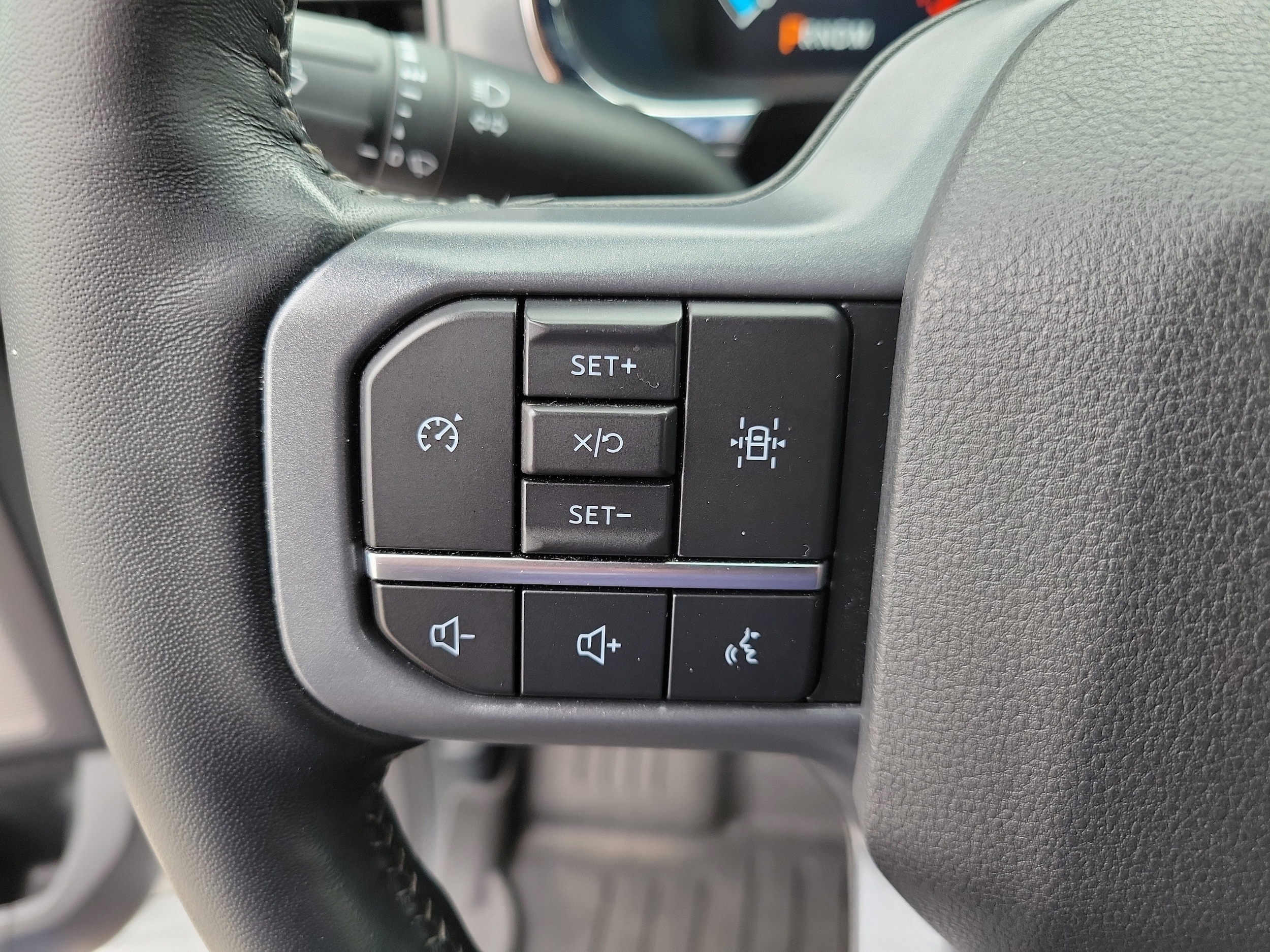 2023 Ford F-150 Lariat - Photo 25