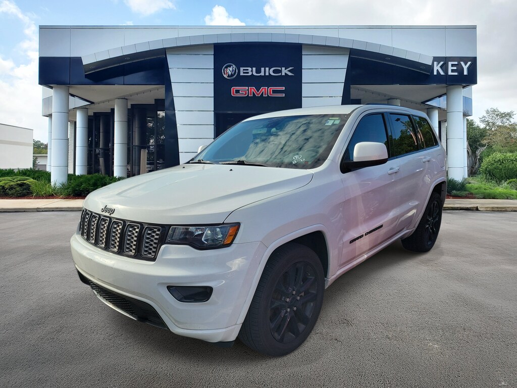 Used 2021 Jeep Grand Cherokee Laredo SUV