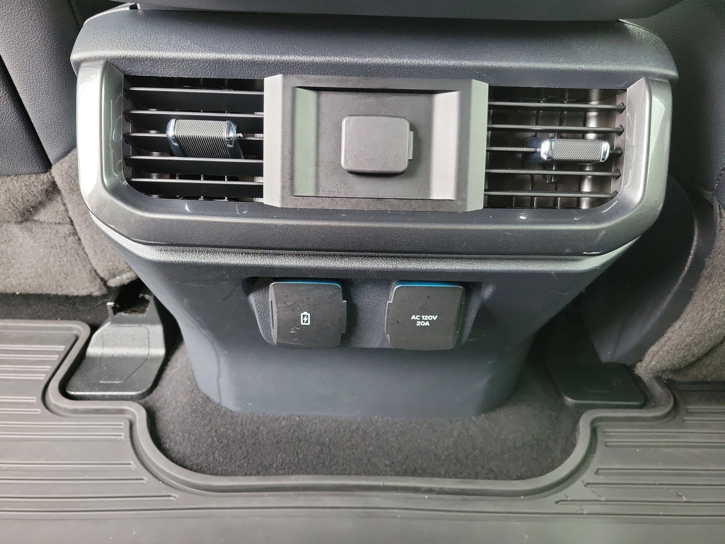 2023 Ford F-150 Lariat - Photo 13