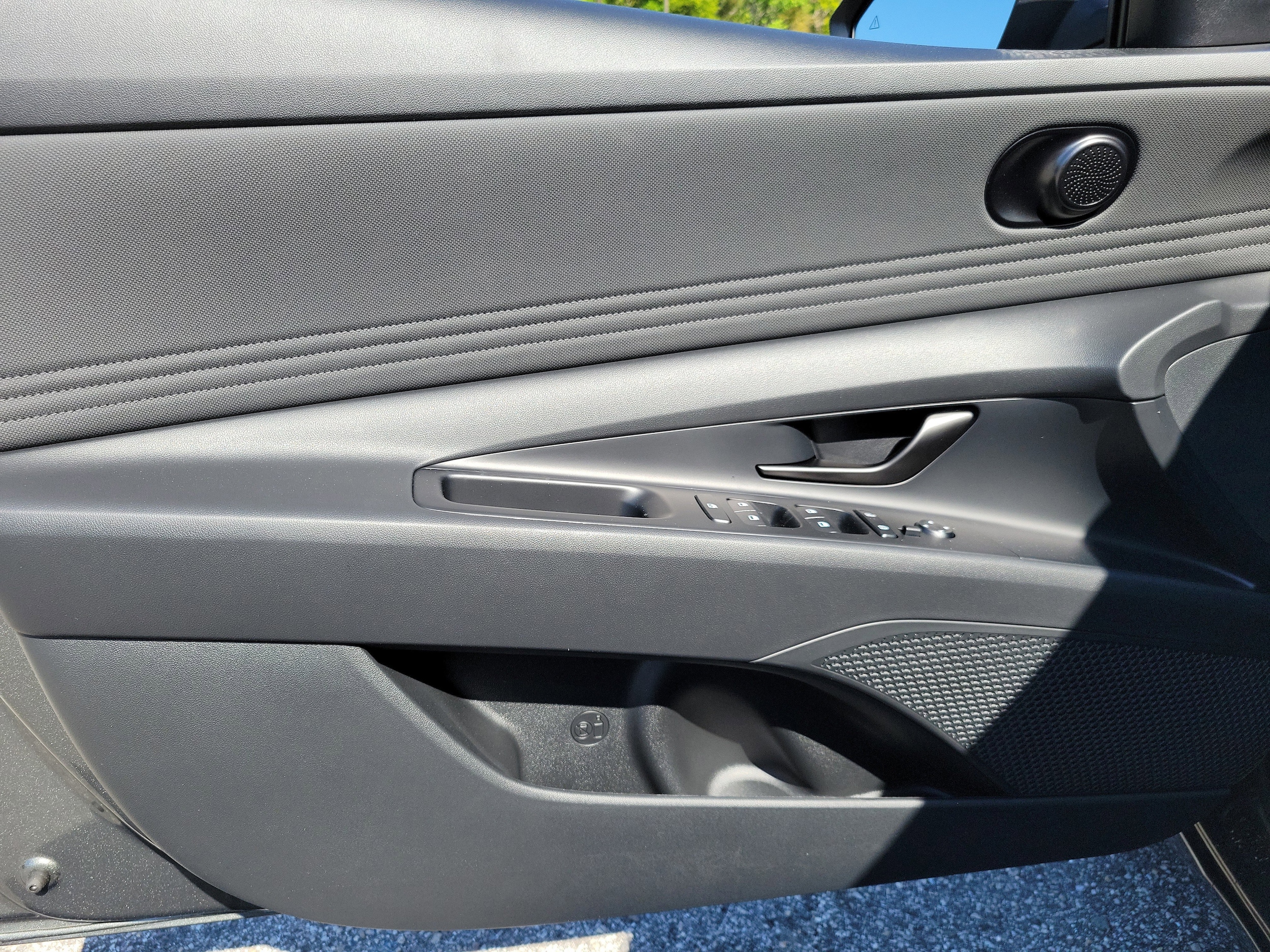 2026 Hyundai Elantra SEL Sport - Photo 16