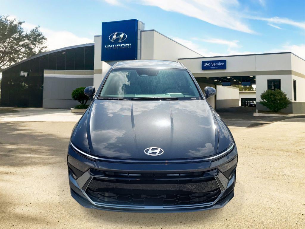 New 2025 Hyundai Sonata SE Sedan