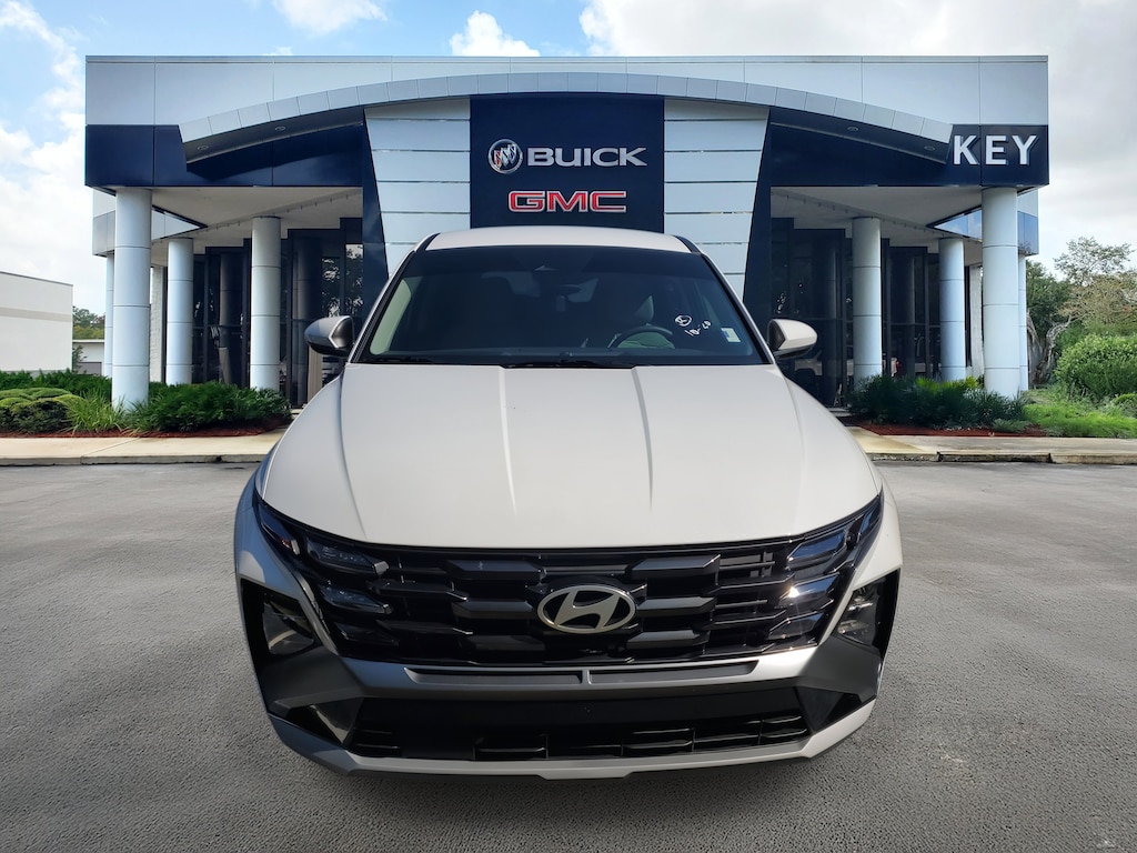 Certified 2025 Hyundai Tucson SE SUV