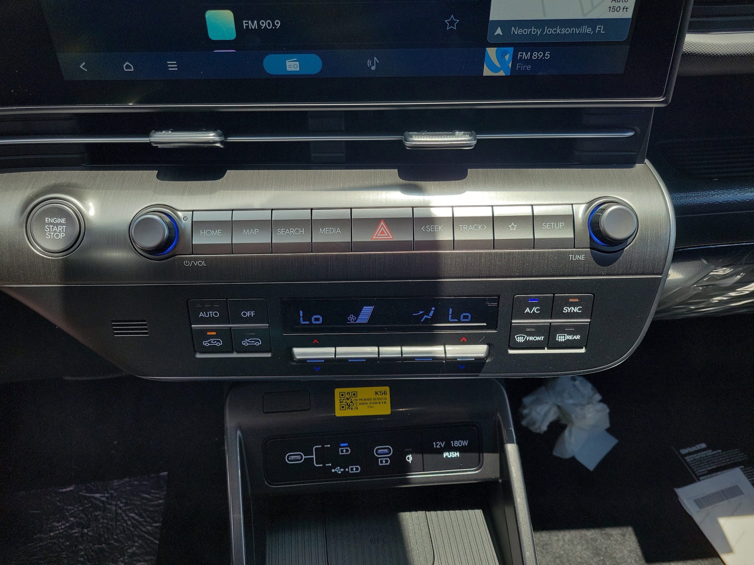 2025 Hyundai Kona SEL Convenience - Photo 26