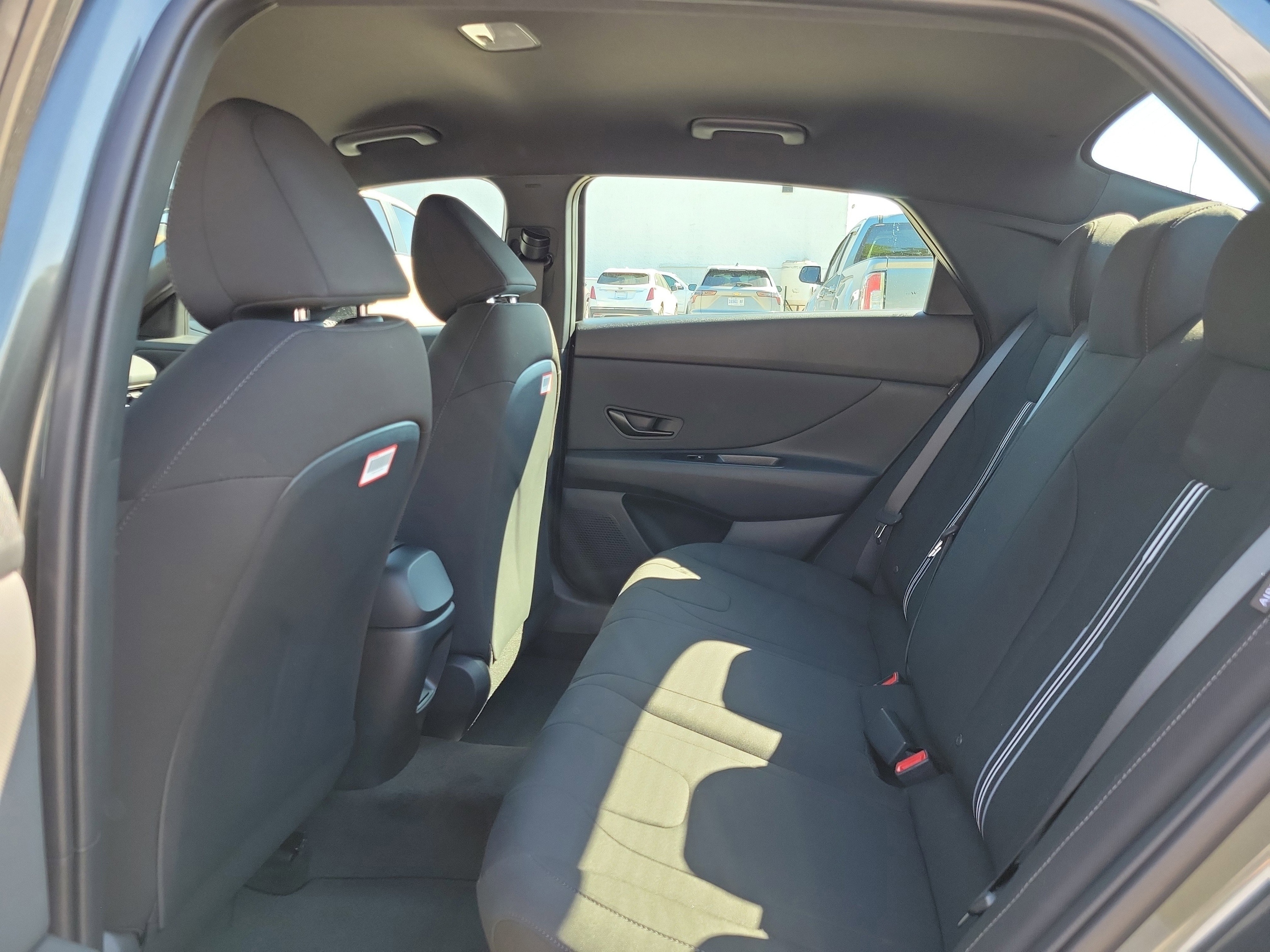 2026 Hyundai Elantra SEL Sport - Photo 11