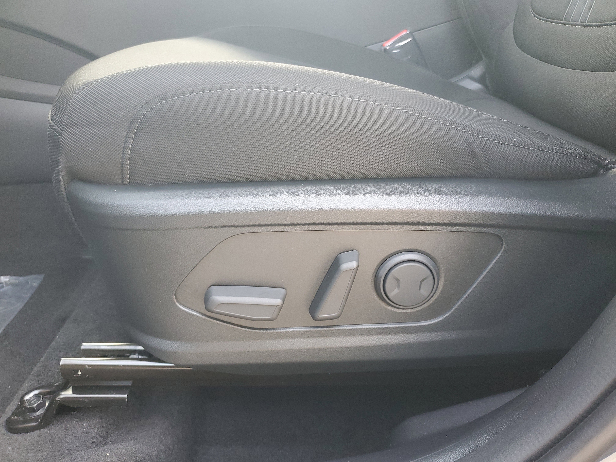 2026 Hyundai Tucson SEL - Photo 18
