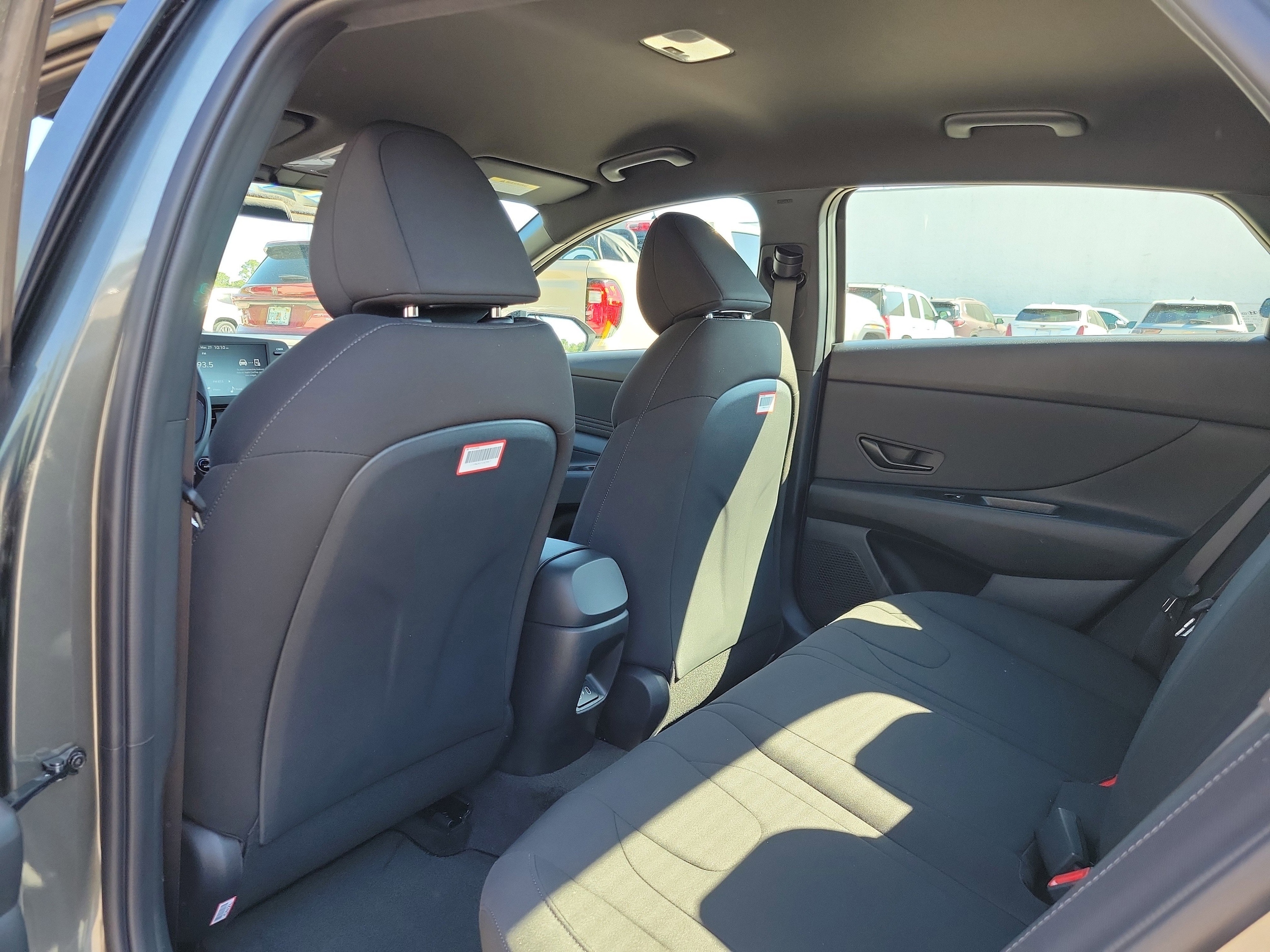 2026 Hyundai Elantra SEL Sport - Photo 10