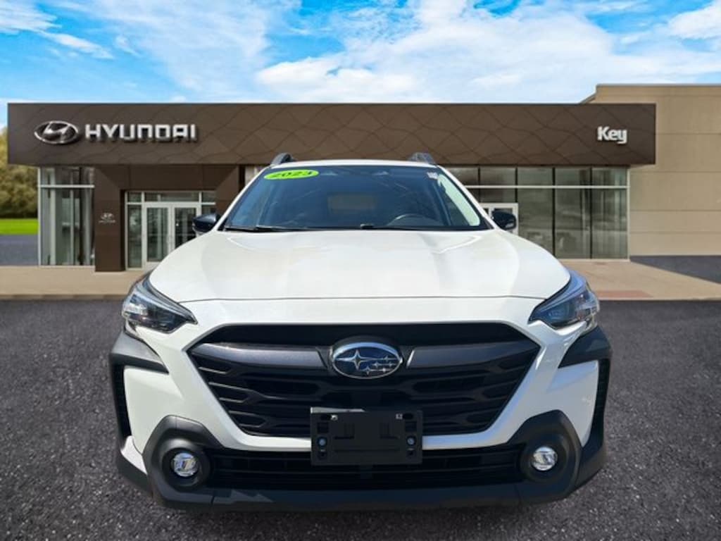 Used 2023 Subaru Outback Premium SUV