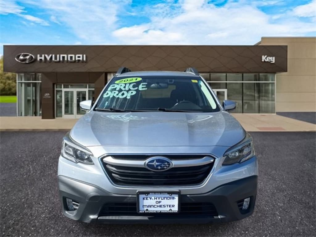 Used 2021 Subaru Outback Premium SUV