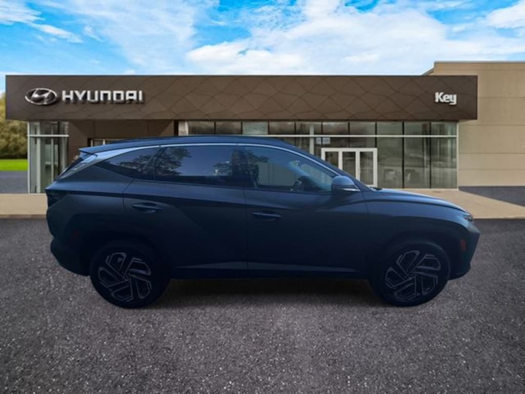 Certified 2025 Hyundai Tucson Limited SUV