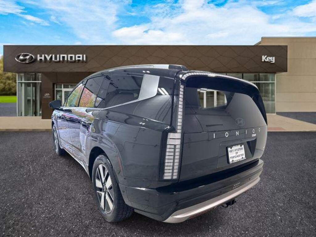 New 2026 Hyundai IONIQ 9 SEL SUV