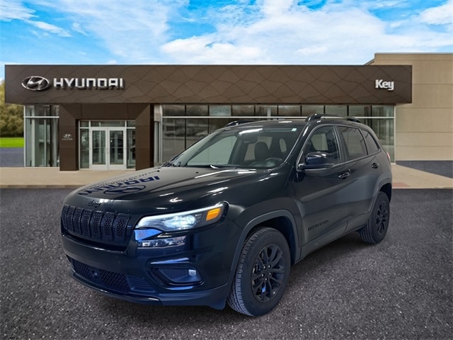 2023 Jeep Cherokee Altitude Lux's photo