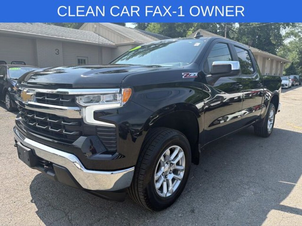 Used 2023 Chevrolet Silverado 1500 LT w/1LT Truck Crew Cab