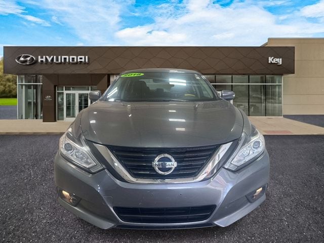 Used 2018 Nissan Altima SL with VIN 1N4AL3AP2JC209609 for sale in Vernon, CT