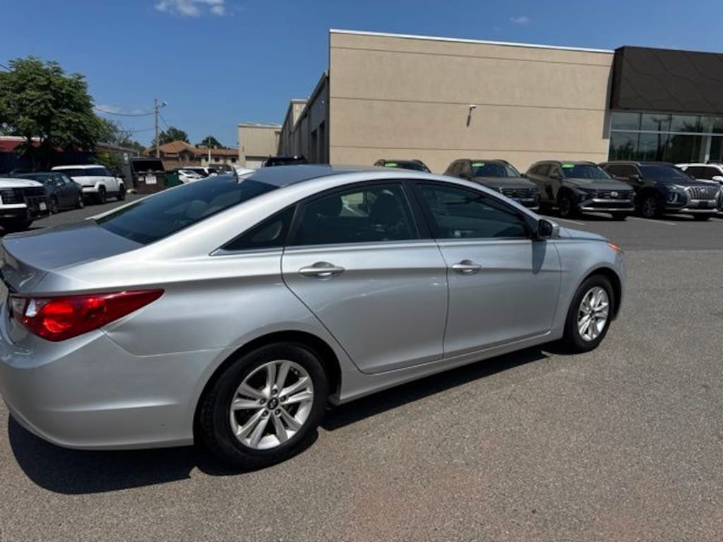 Used 2013 Hyundai Sonata GLS w/PZEV Sedan