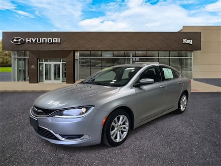 2016 Chrysler 200 Limited Sedan