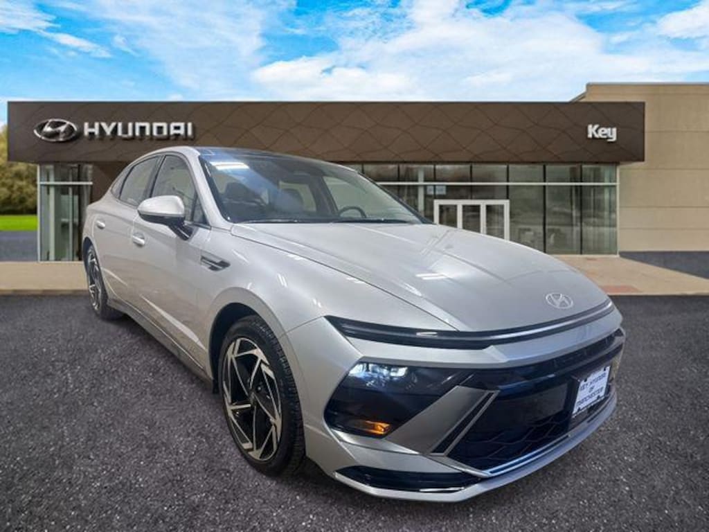 New 2025 Hyundai Sonata SEL Convenience Sedan