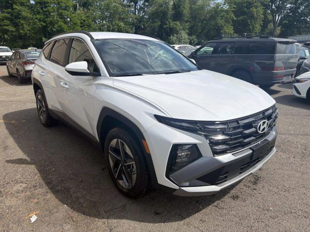 New 2026 Hyundai Tucson Hybrid SEL SUV