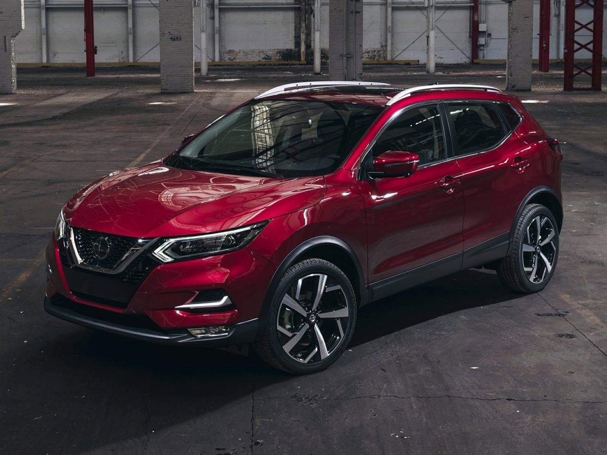 2022 Nissan Rogue Sport SV's photo