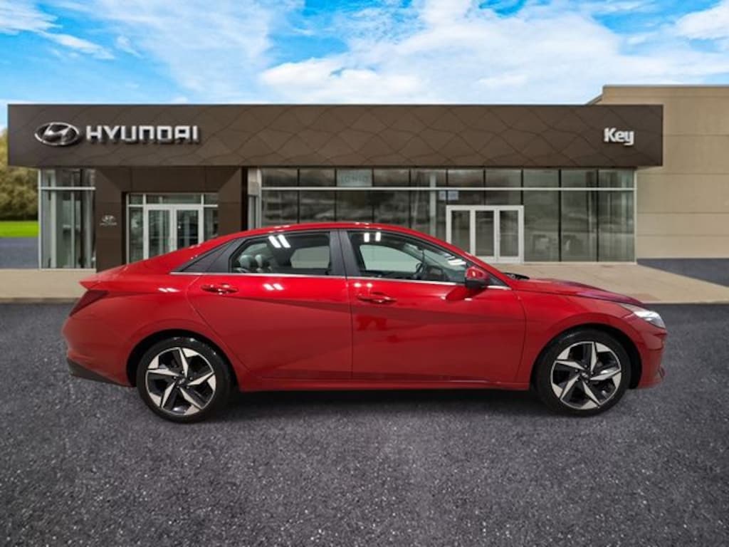 Used 2023 Hyundai Elantra Limited Sedan
