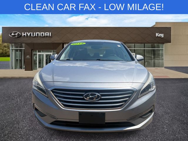 Used 2015 Hyundai Sonata SE with VIN 5NPE24AF2FH235196 for sale in Vernon, CT
