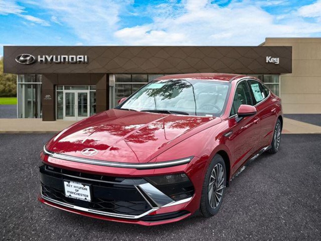 New 2025 Hyundai Sonata Hybrid SEL Sedan