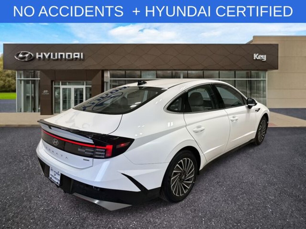 Certified 2025 Hyundai Sonata Hybrid SEL Sedan