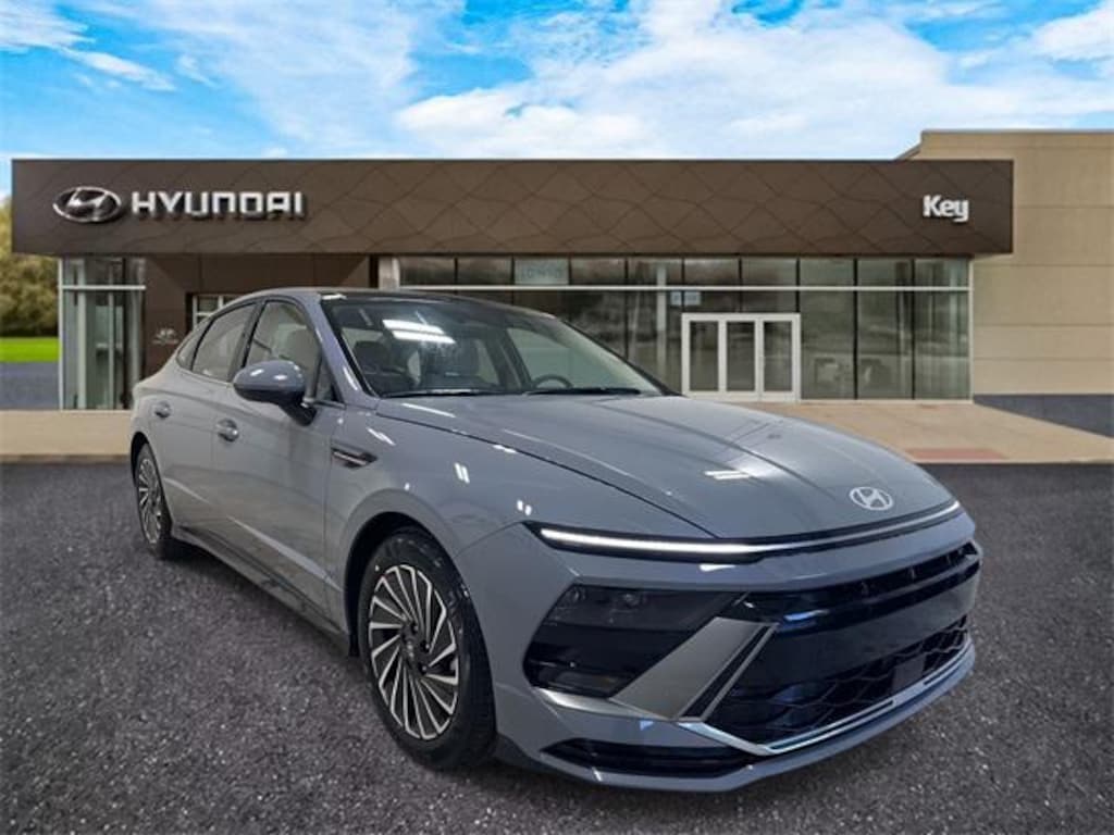 New 2026 Hyundai Sonata Hybrid SEL Sedan