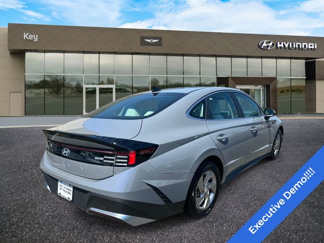 2025 Hyundai Sonata SE - Photo 5