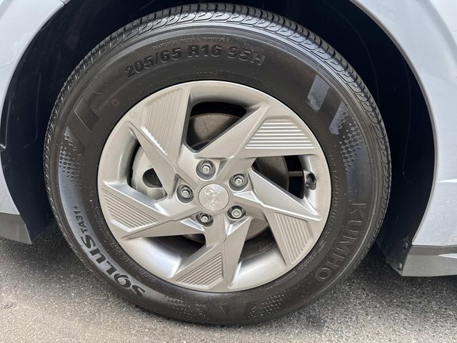 2025 Hyundai Sonata SE - Photo 10