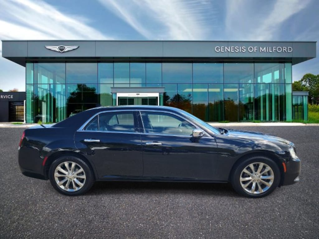 Used 2019 Chrysler 300 Limited Sedan