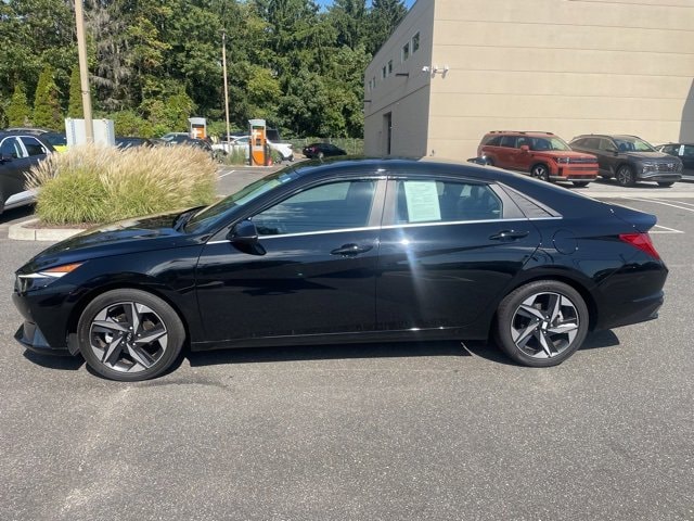 Used 2022 Hyundai Elantra Limited with VIN KMHLP4AG3NU252557 for sale in Milford, CT