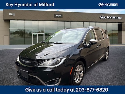 2018 Chrysler Pacifica Limited Van