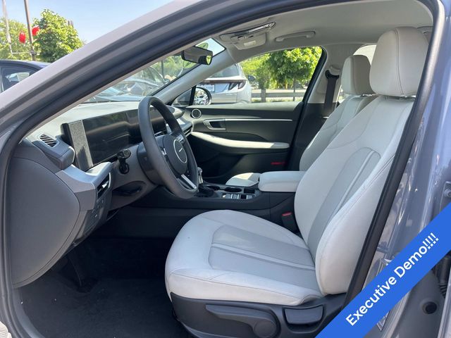 2025 Hyundai Sonata SE - Photo 15