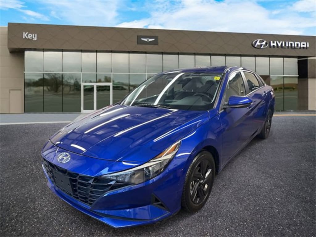 Used 2023 Hyundai Elantra SEL Sedan
