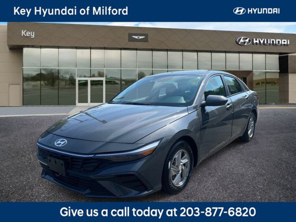 Used 2024 Hyundai Elantra SE Sedan