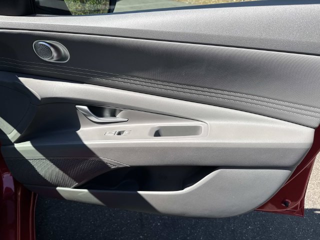 2022 Hyundai Elantra SEL - Photo 23