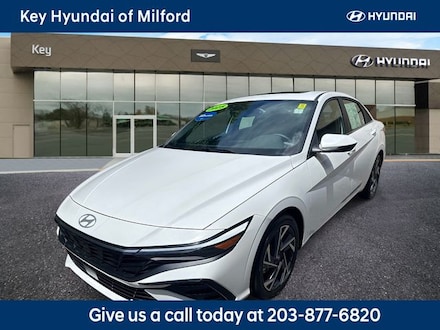 2025 Hyundai Elantra Hybrid Limited Sedan
