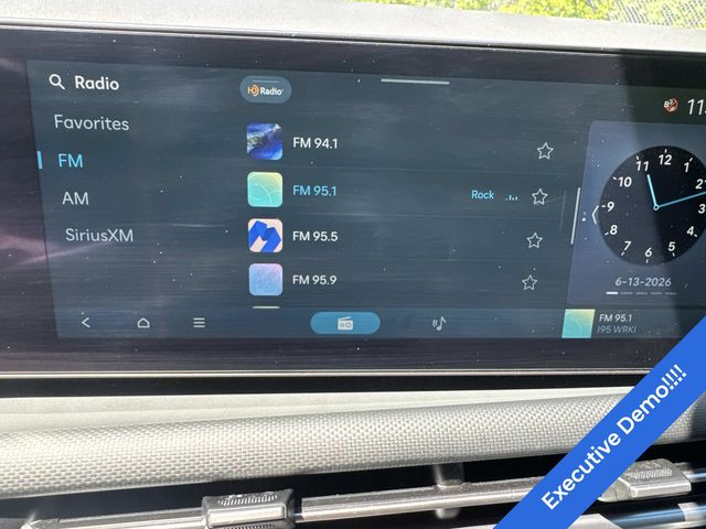 2025 Hyundai Santa Cruz SE - Photo 15