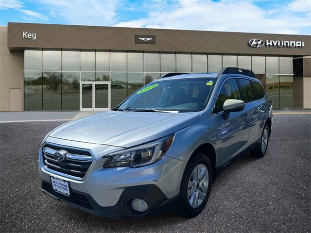 2019 Subaru Outback Premium's photo